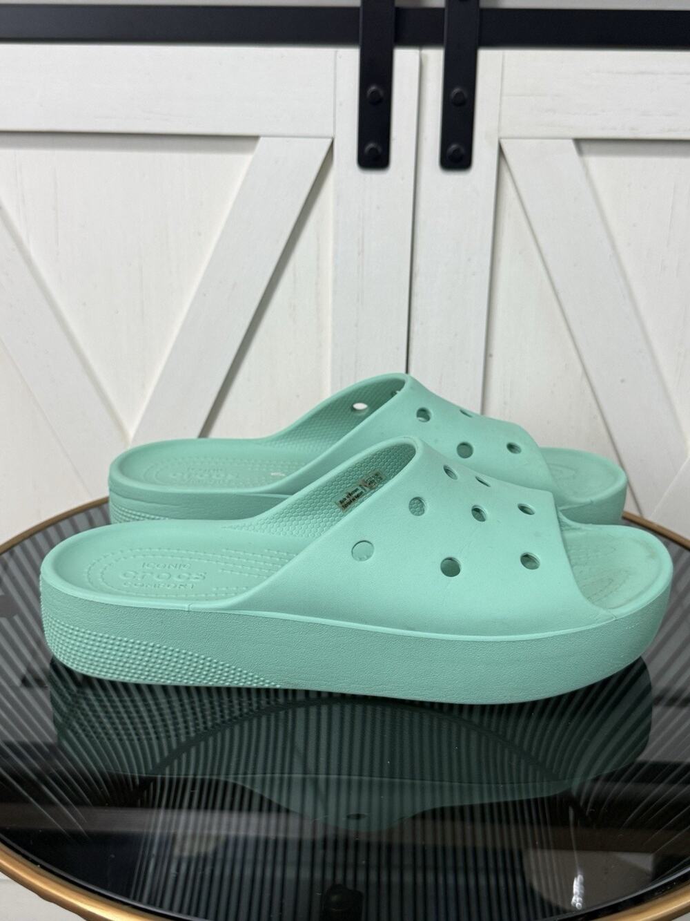 Crocs Classic Platform Slide Mint Green Women's Size 8 Sandals Slip On Comfort